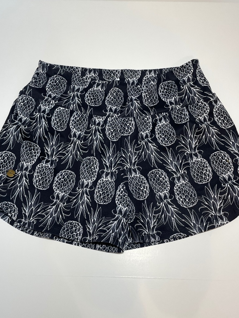 Love Fitness Pineapple Runners Black and White